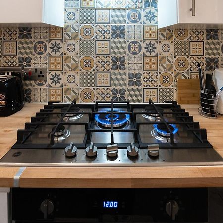Spacious & Comfy Home In West Midlands - Sleeps 8, Free Parking, Wifi, Netflix, Prime Location, Ideal For Contractors, Business, Groups, Travellers, Families And Relocators Ковънтри Екстериор снимка