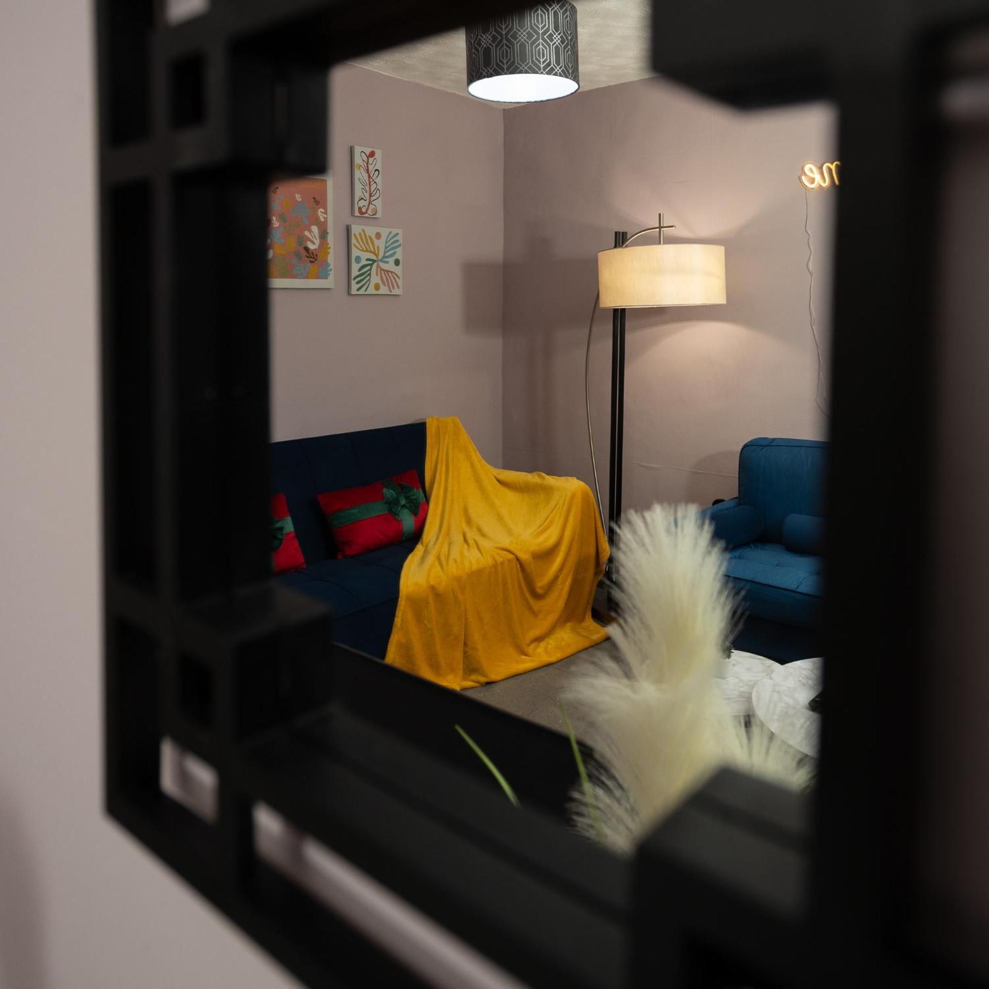 Spacious & Comfy Home In West Midlands - Sleeps 8, Free Parking, Wifi, Netflix, Prime Location, Ideal For Contractors, Business, Groups, Travellers, Families And Relocators Ковънтри Екстериор снимка
